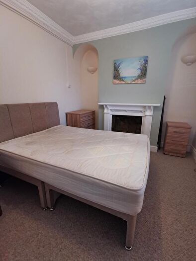 4 Bedroom House To Rent In Inkerman Street, St Thomas, Swansea, SA1