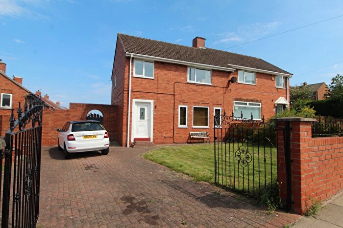 3 Bedroom Semi-detached House For Sale In Milton Road, Whickham, NE16