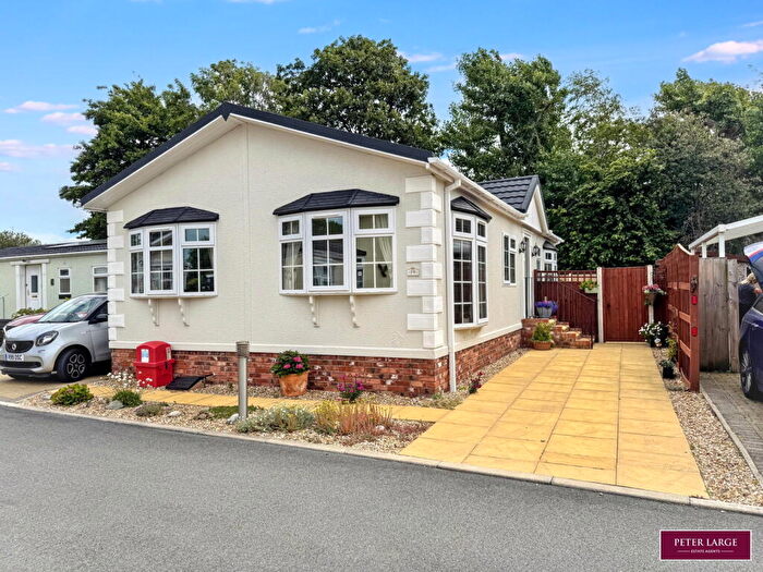 2 Bedroom Park Home For Sale In Morfa Ddu, St James Drive, Prestatyn, Denbighshire, LL19