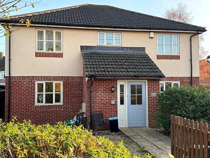 1 Bedroom Flat To Rent In Grove Road, Gloucester, GL3