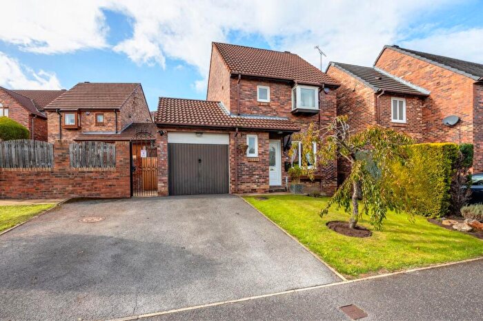 3 Bedroom Detached House For Sale In Bowden Grove, Dodworth, Barnsley, S75