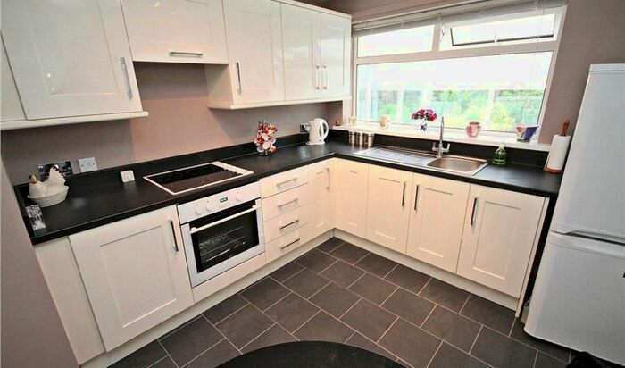 2 Bedroom Semi-Detached Bungalow To Rent In York Crescent, Durham, DH1