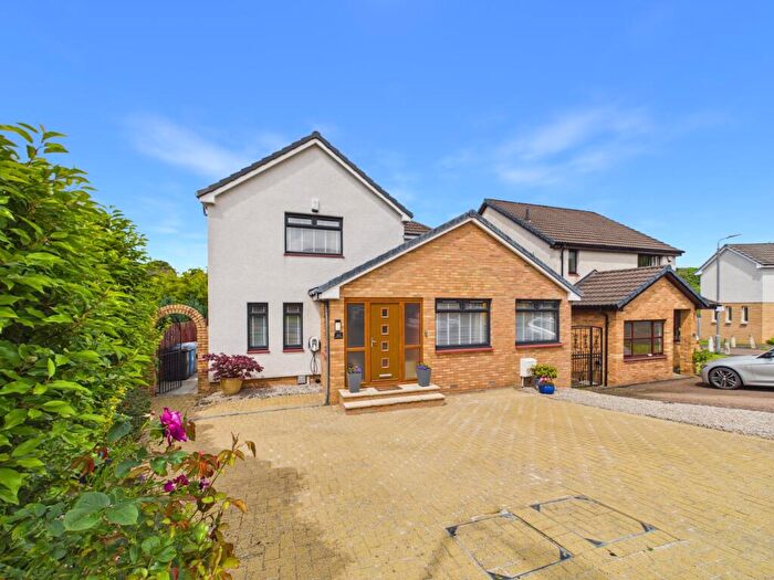3 Bedroom Detached House For Sale In Castle Gate, Uddingston, G71