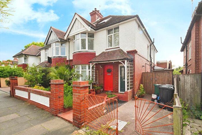 3 Bedroom Maisonette To Rent In Portland Avenue, BN3