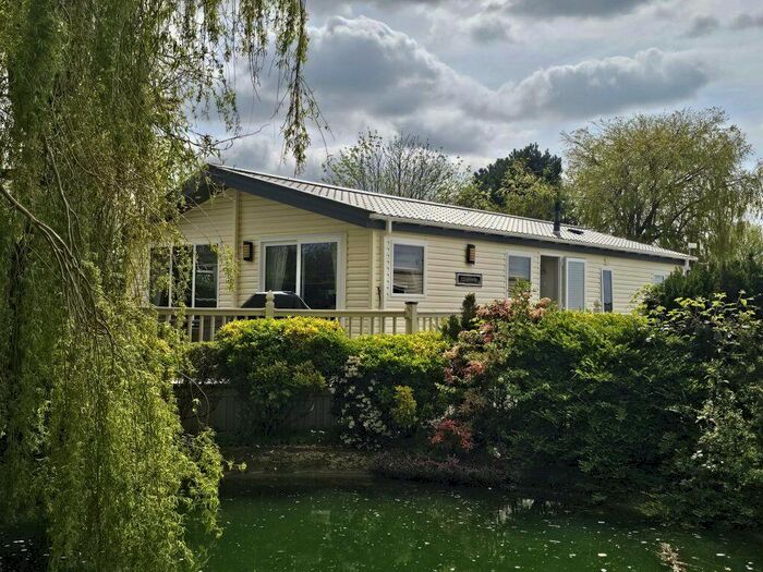 2 Bedroom Park Home For Sale In Southview Leisure Park, Skegness, PE25