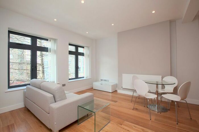 1 Bedroom Flat To Rent In Holloway Road, London, N7