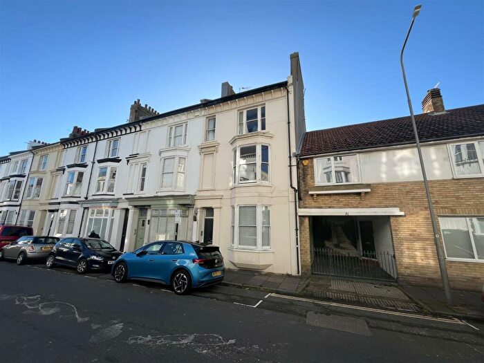 4 Bedroom Maisonette To Rent In Chesham Road, Brighton, BN2