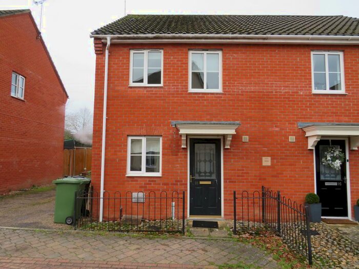 2 Bedroom Semi-Detached House To Rent In Pennycress Drive, Thetford, IP24