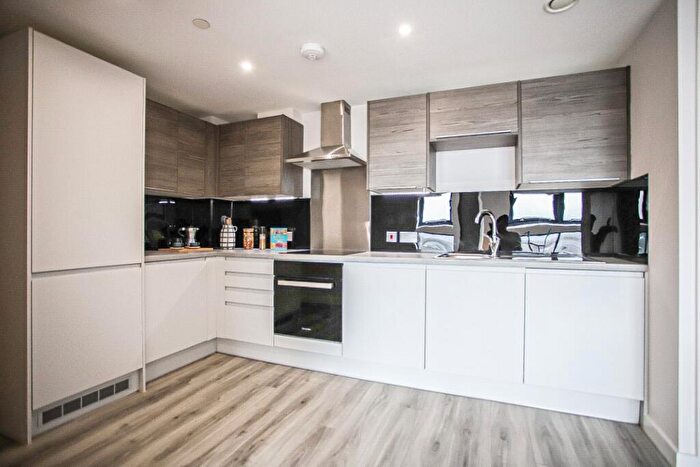3 Bedroom Apartment To Rent In The Forge, Newcastle Newcastle Upon Tyne, NE1