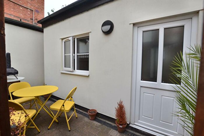 1 Bedroom Flat To Rent In Church Gate, Loughborough, LE11