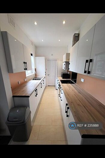 3 Bedroom Terraced House To Rent In Northfield Road, Coventry, CV1