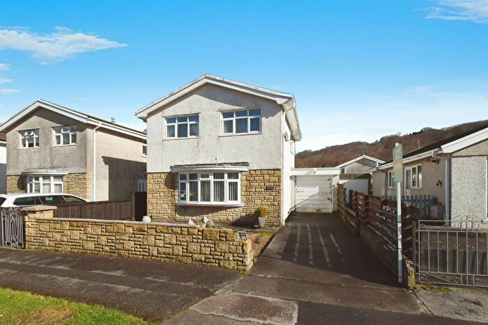 3 Bedroom Detached House For Sale In School Road, Crynant, Neath, SA10