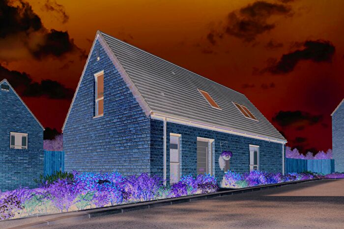 2 Bedroom Bungalow For Sale In Blunsdon Hill, SN26