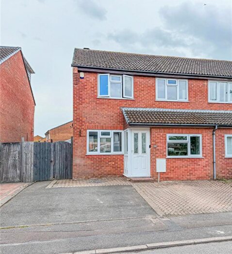 3 Bedroom Semi-Detached House For Sale In Lysander Close, Mudeford, BH23