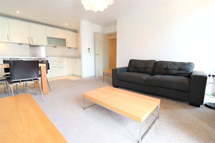 2 Bedroom Apartment To Rent In Blackfriars Road, Salford, Greater Manchester, M3