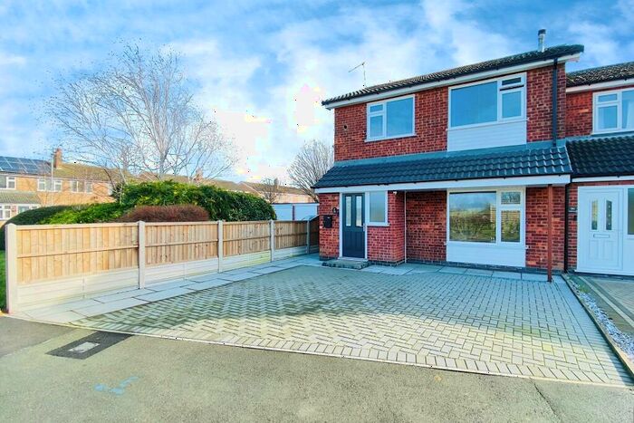 3 Bedroom End Of Terrace House For Sale In Long Furrow, East Goscote, LE7