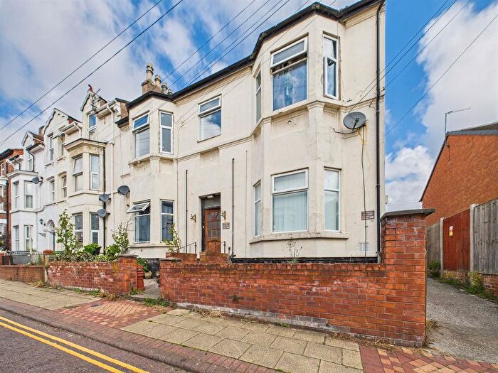 2 Bedroom Flat To Rent In Tollemache Street, Wallasey, CH45