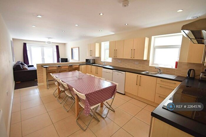 9 Bedroom Terraced House To Rent In Woodville Road, Cardiff, CF24