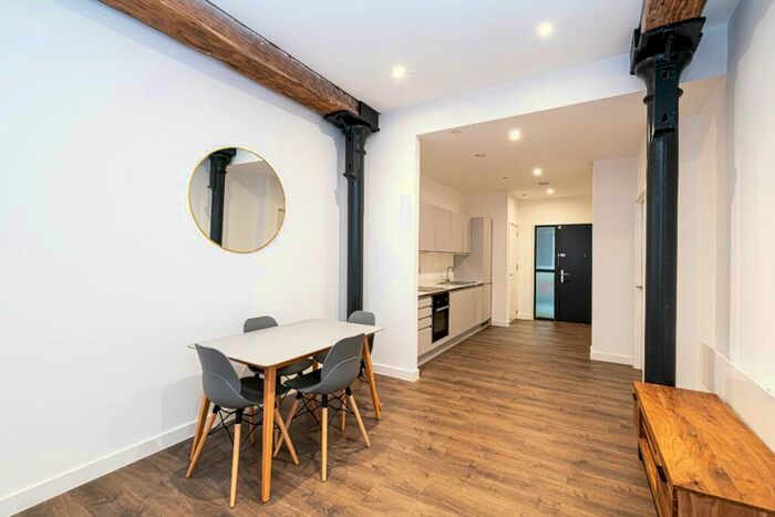 2 Bedroom Apartment To Rent In Flat, Printing Press House, School Street, M4