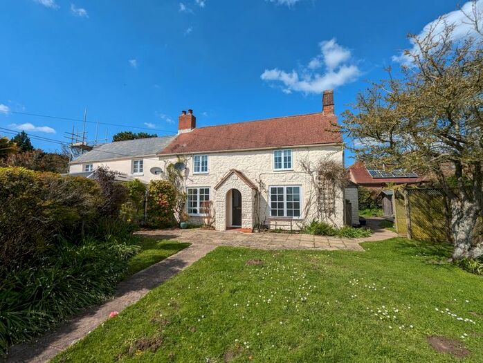 2 Bedroom Cottage To Rent In Gaggerhill Lane, Brighstone, Newport, PO30