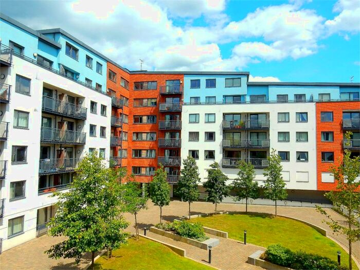 1 Bedroom Flat To Rent In Southwell Park Road, Camberley, Surrey, GU15