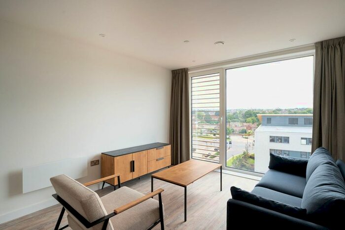 1 Bedroom Flat To Rent In Gillingham Gate Road, Chatham, ME4