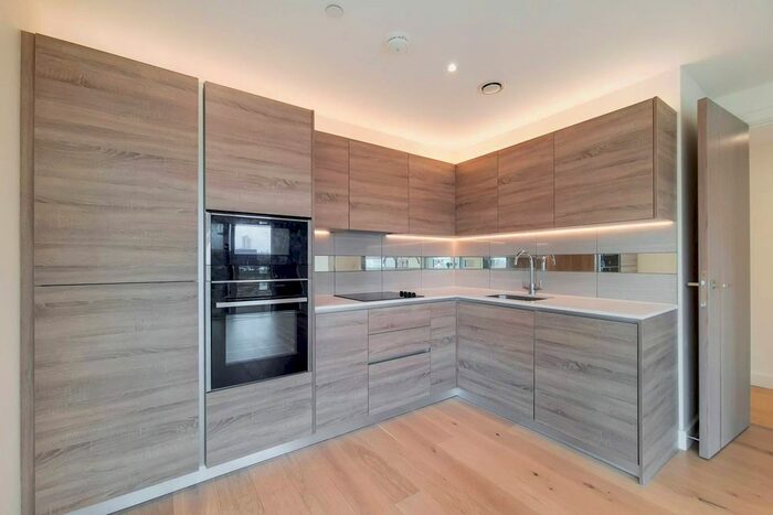 2 Bedroom Flat To Rent In Judde House, Woolwich, London, SE18