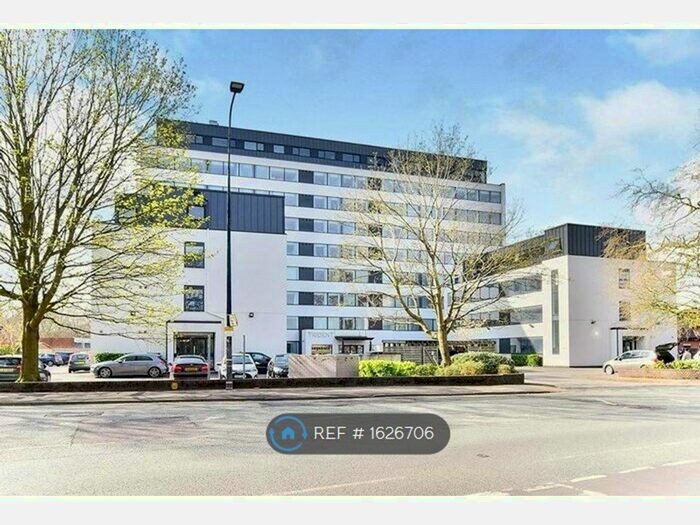 2 Bedroom Flat To Rent In Trident Apartments, Sale, M33
