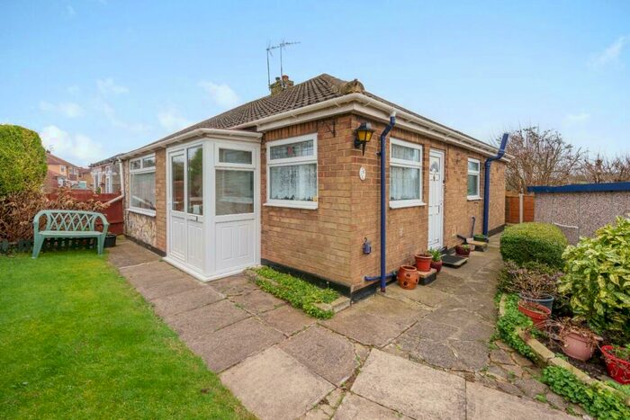 2 Bedroom Semi-Detached Bungalow For Sale In Willow Rise, Tadcaster, LS24