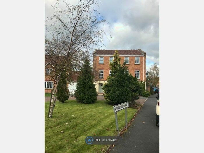 3 Bedroom Semi-Detached House To Rent In Abbeylea Crescent, Bolton, BL5