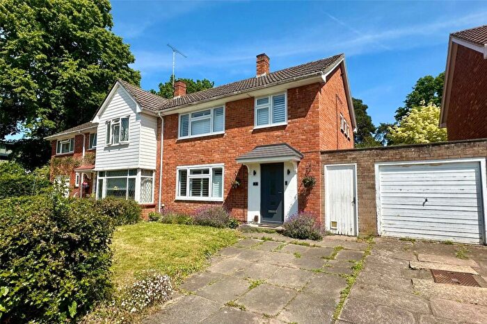 3 Bedroom Semi-Detached House For Sale In Primrose Walk, Bracknell, Berkshire, RG12