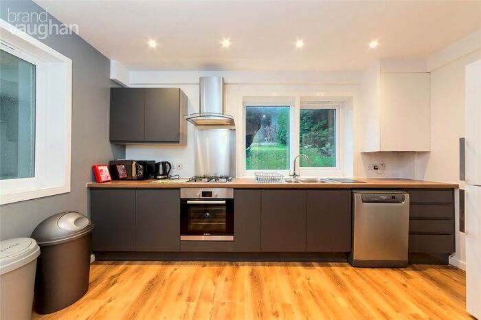 5 Bedroom Semi-Detached House To Rent In Crabtree Avenue, Brighton, East Sussex, BN1