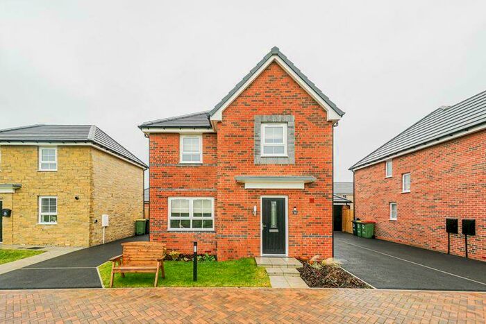 4 Bedroom Detached House For Sale In Cornflower Drive, Preston, PR3