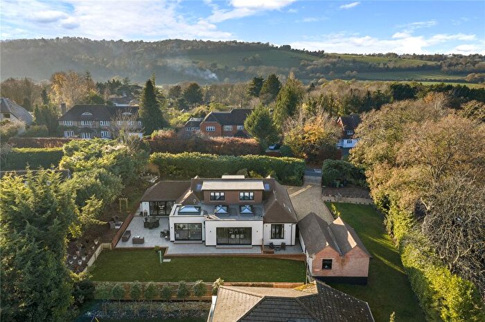 4 Bedroom Detached House For Sale In The Downs, Leatherhead, Surrey, KT22