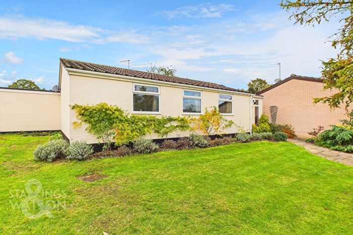 3 Bedroom Detached Bungalow For Sale In St. Michaels Way, Brundall, Norwich, NR13