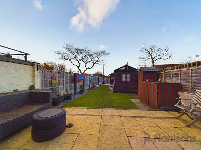 1 Bedroom Detached House For Sale In The Street, Bredhurst, Gillingham, Kent, ME7