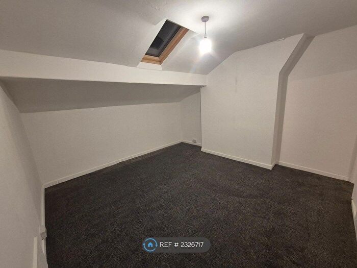 1 Bedroom Flat To Rent In Liverpool, Liverpool, L13