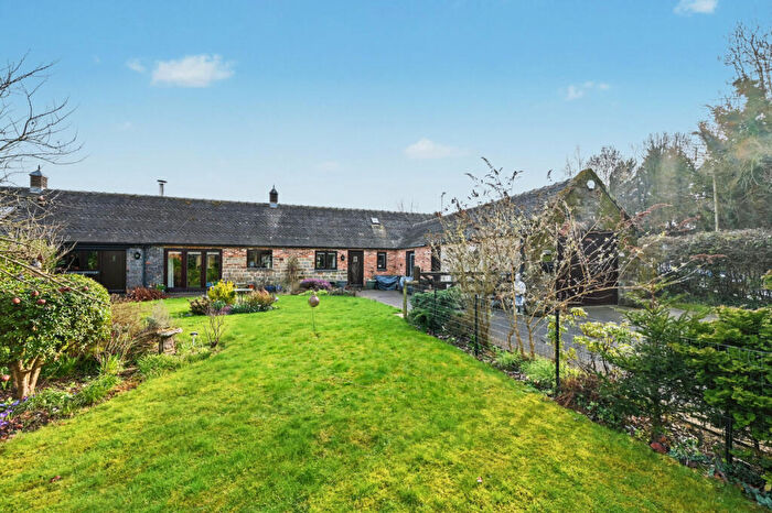 3 Bedroom Barn Conversion For Sale In Bentley Fold, Ellastone, DE6