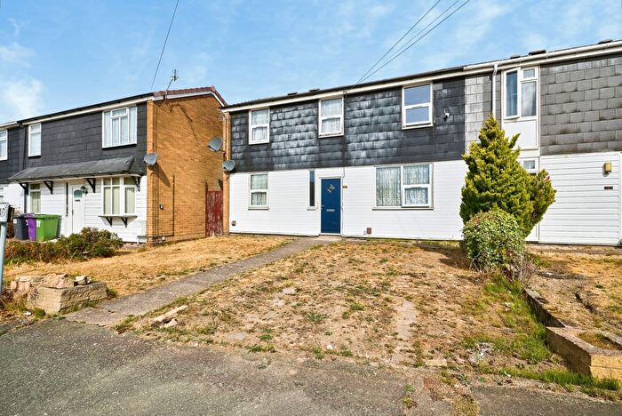 3 Bedroom Semi-Detached House For Sale In Ecclestone Road, Wolverhampton, West Midlands, WV11