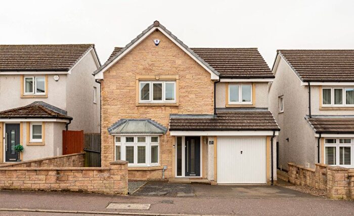 4 Bedroom Detached House For Sale In Lochty Park, Kinglassie, Fife, KY5