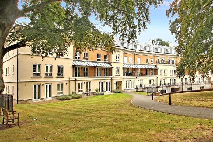 2 Bedroom Apartment To Rent In Woking, Surrey, GU21
