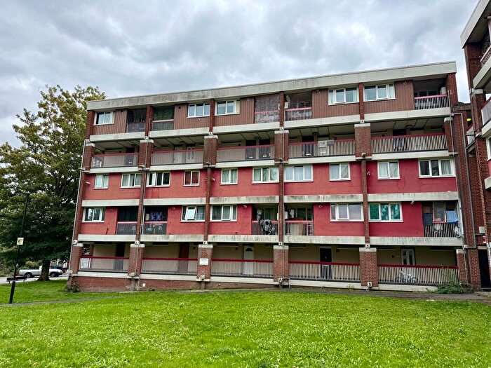 2 Bedroom Flat For Sale In Cliff Street, Sharrow, S11