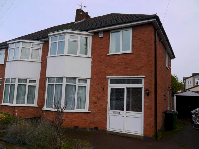 3 Bedroom Semi-Detached House To Rent In Rosemead Drive, Leicester LE2