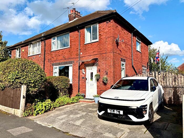 3 Bedroom Semi-Detached House For Sale In Buttermere Road, Farnworth, Bolton, BL4