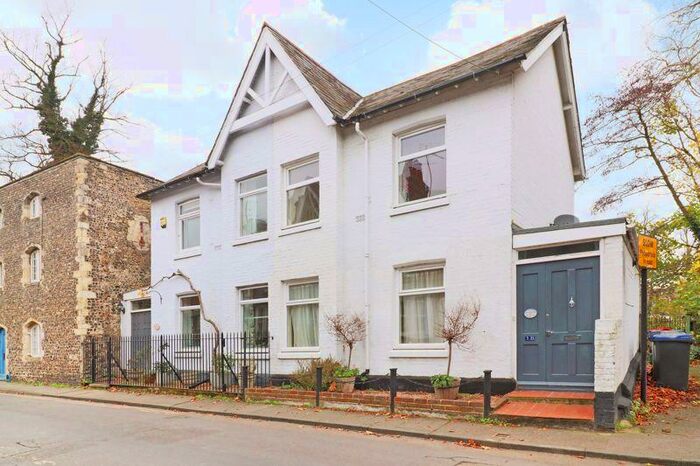 3 Bedroom Terraced House To Rent In Canterbury, CT1
