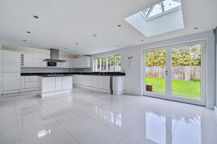 4 Bedroom Detached House For Sale In Woods Lane, Cliddesden, Basingstoke, Hampshire, RG25