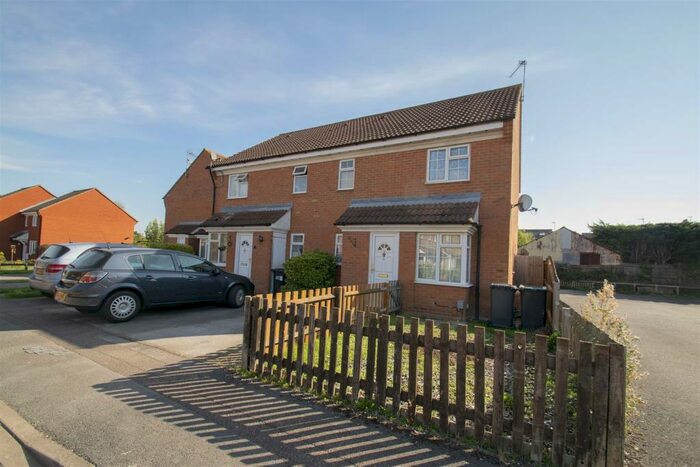 1 Bedroom End Of Terrace House To Rent In The Paddocks, Flitwick, MK45