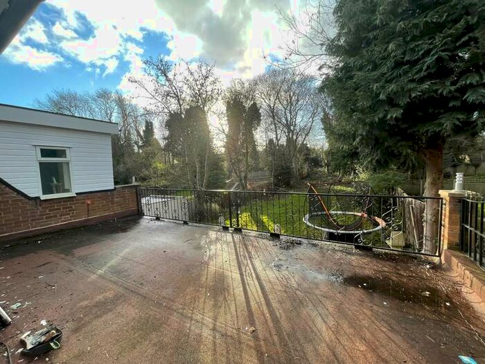 5 Bedroom Detached House To Rent In The Slieve, Handsworth Wood, B20