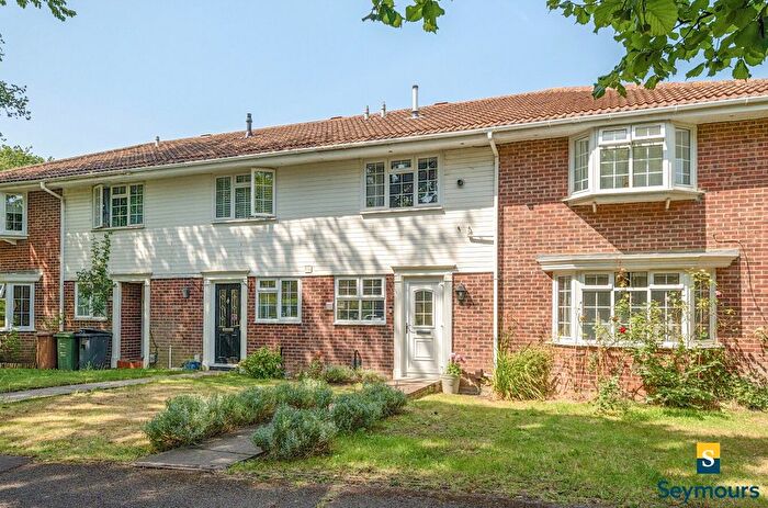 2 Bedroom Terraced House For Sale In Guildford, Surrey, GU2