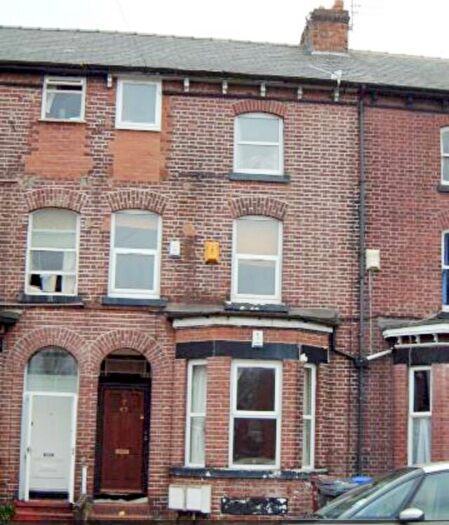 6 Bedroom Terraced House To Rent In Egerton Road, Manchester, M14